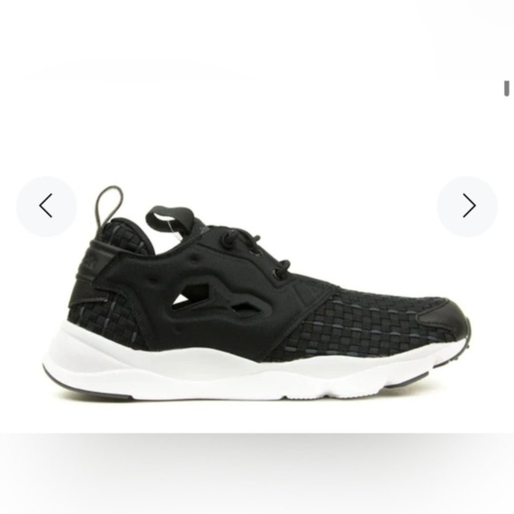 2/$40✨ Reebok Women Classic Furylite Woven Black White